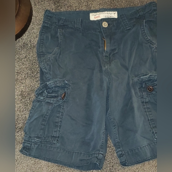 Mens American Eagle Cargo Shorts - Picture 2 of 7